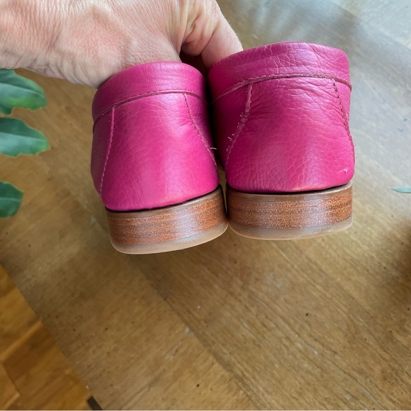 G.H. Bass & Co. Weejuns Pink Leather Loafers - Picture 5 of 11